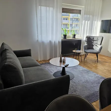 Apartament Zentrale Wohnung, Naehe Innenstadt *